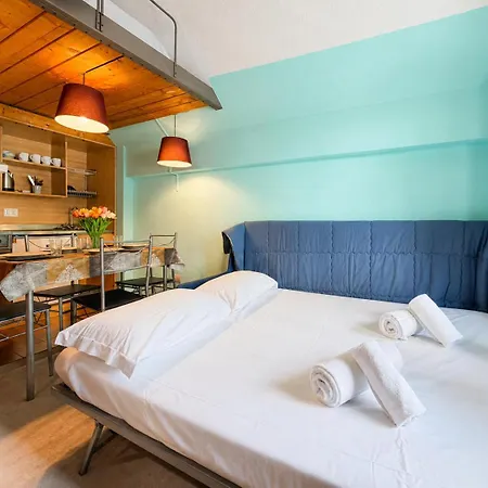 Hostdomus - Larici Appartement Grangesises