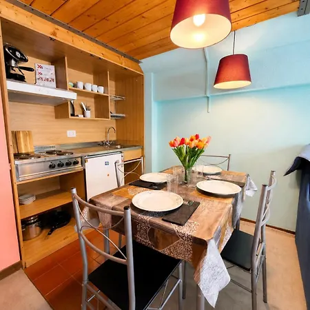 Hostdomus - Larici Appartement Grangesises