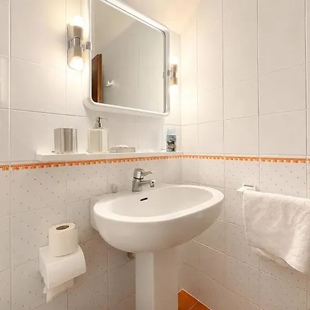 Appartement Hostdomus - Larici